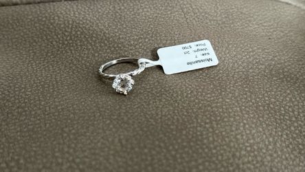 Moissanite Solitaire Ring Size 7