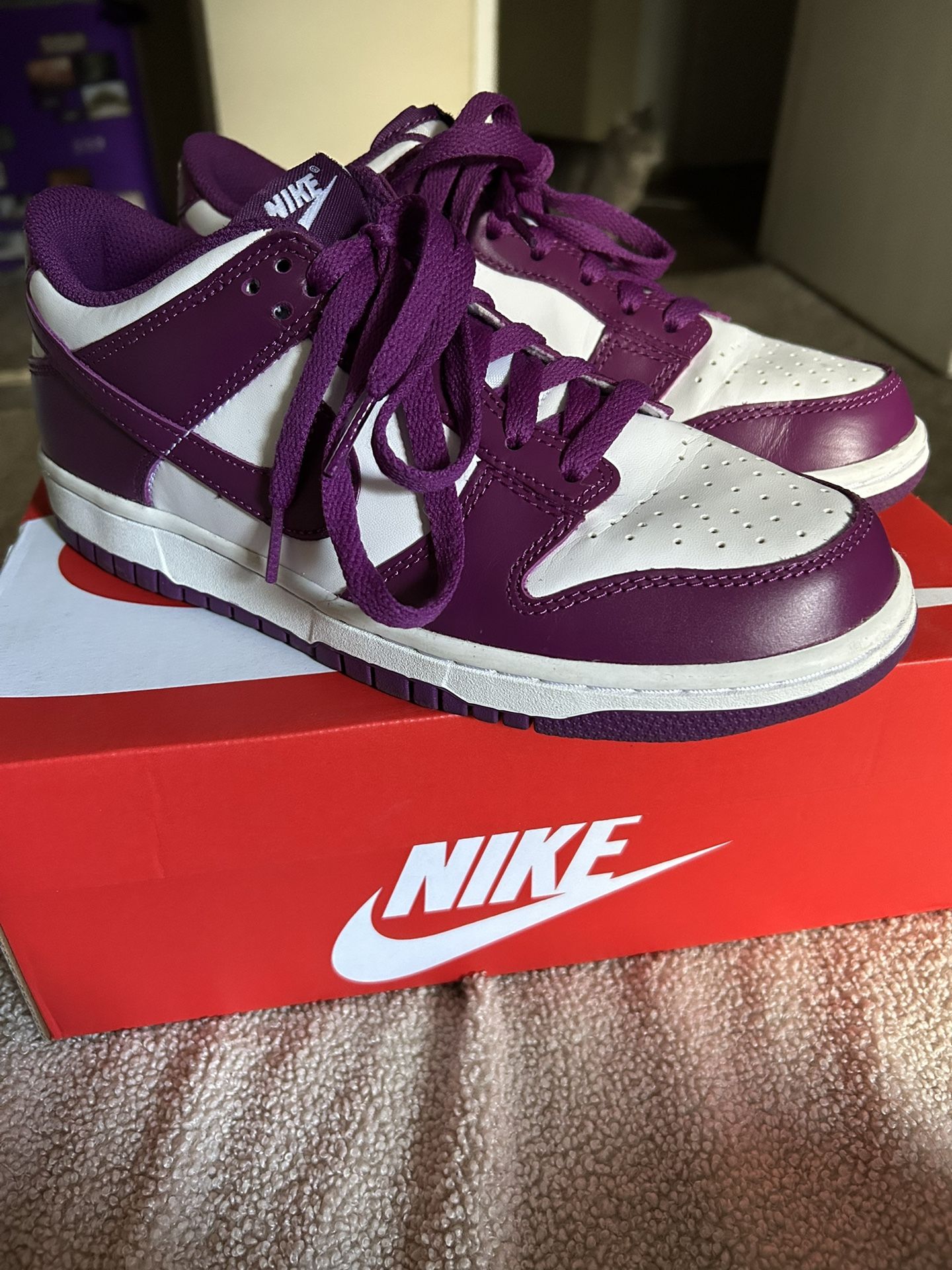 Nike shoes
