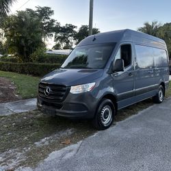 2019 MERCEDES-BENZ SPRINTER 2500 CREW 