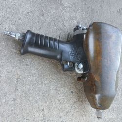 Snap On 1/2" Impact $90