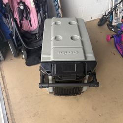 Brand New Igloo "Trailmaster" Cooler