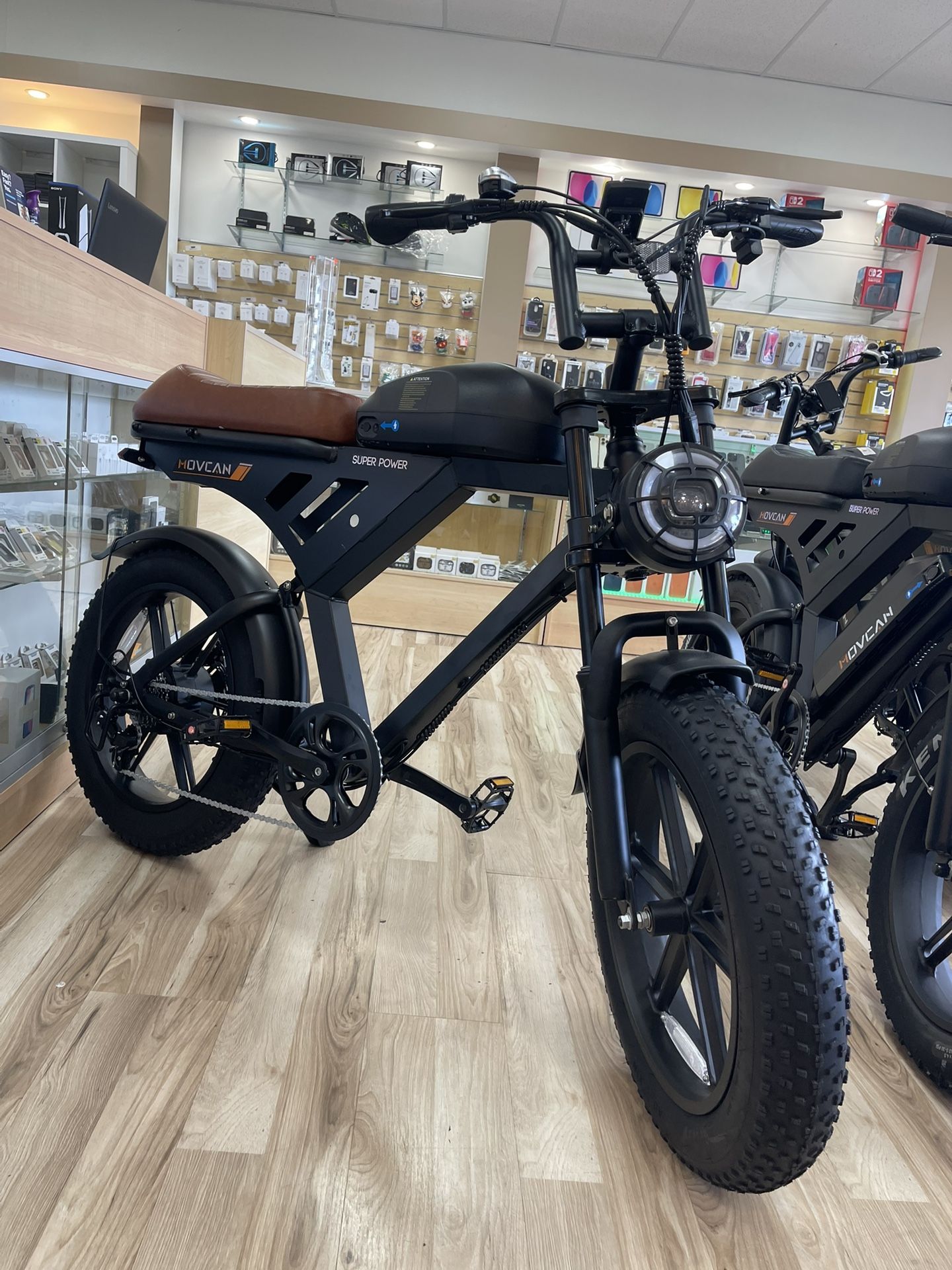 Super Movcan Ebike 32MpH Cruiser Brown Leather Seat Electric Bike! Finance It Today No Credit Needed! $10 To $99 Down To Take It Home!