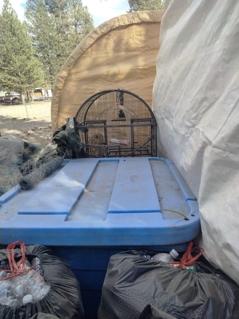 Medium Parrot Cages
