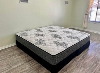 Clearance on New Mattresses! 👀