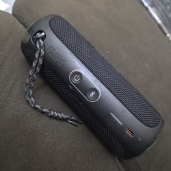 JBL Flip 5 - Portable Bluetooth Speaker
