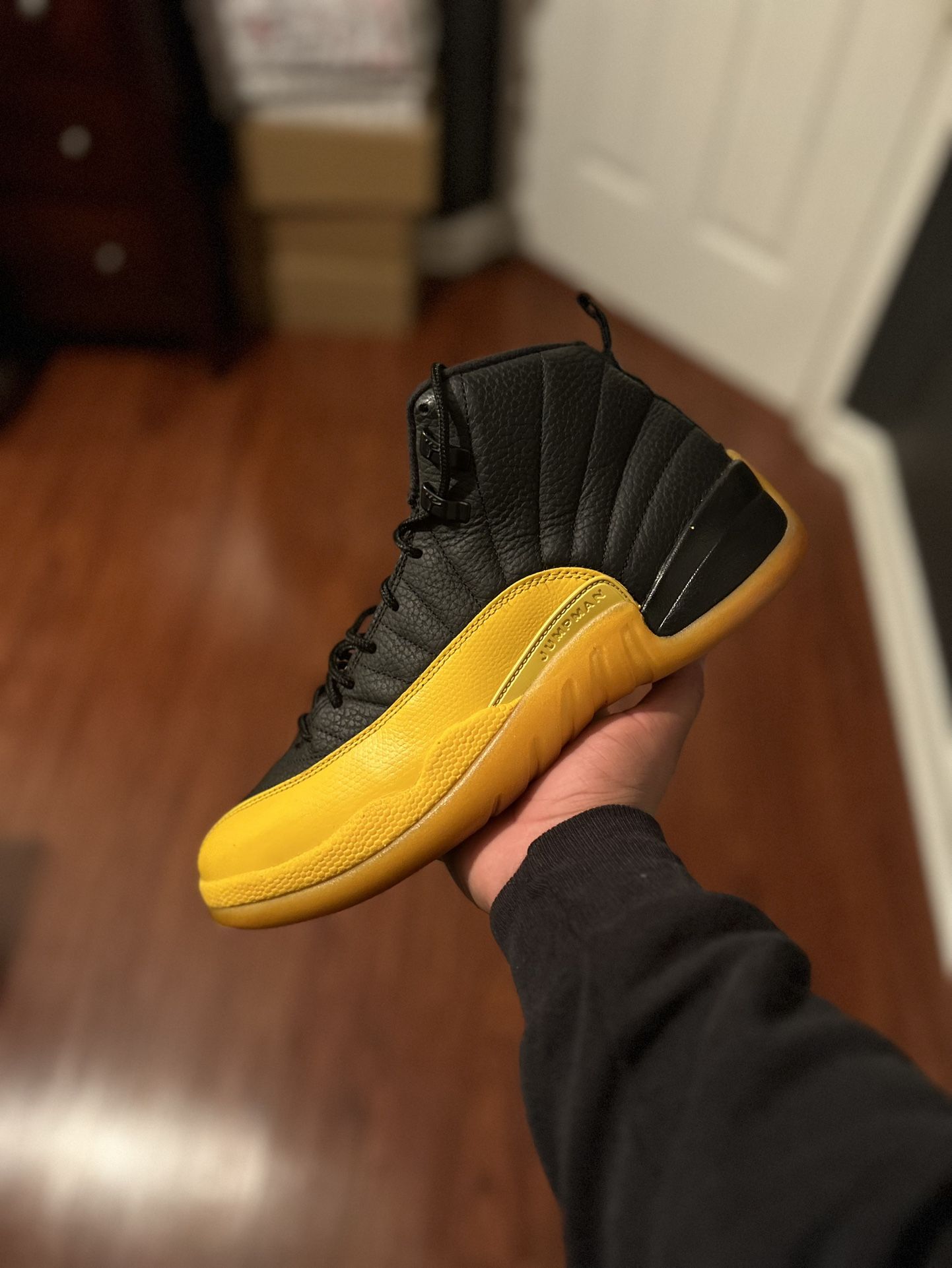 Jordan 12 University Gold Sz 10.5