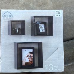 Wall Cube Set Of 3