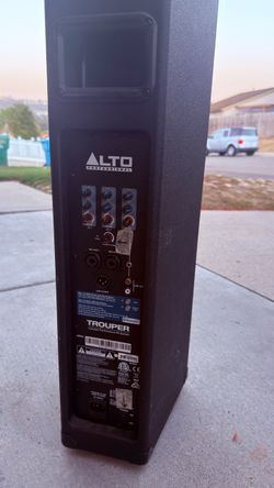 Alto Professional Trouper - 200W Bi-Amplified