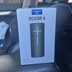 Ultimate ears boom for portable Bluetooth speaker waterproof dustproof drop proof 15 hours 360 sound