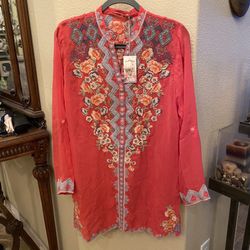 NWT~JOHNNY WAS Women Harlow Passionfruit Floral Embroidery Tunic Top Size Medium
