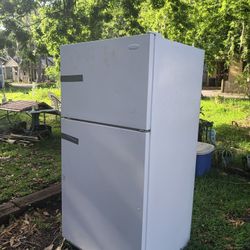 Free semi Working,(New Ice maker 2 Months Old)