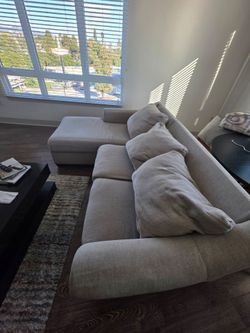 Light Gray Fabric Sectional Sofa with Chaise