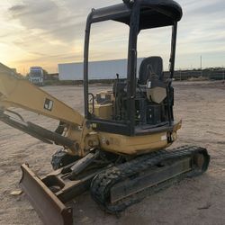 Cat Mini  Excavator 303 
