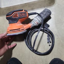 Black & Decker Round Palm Sander