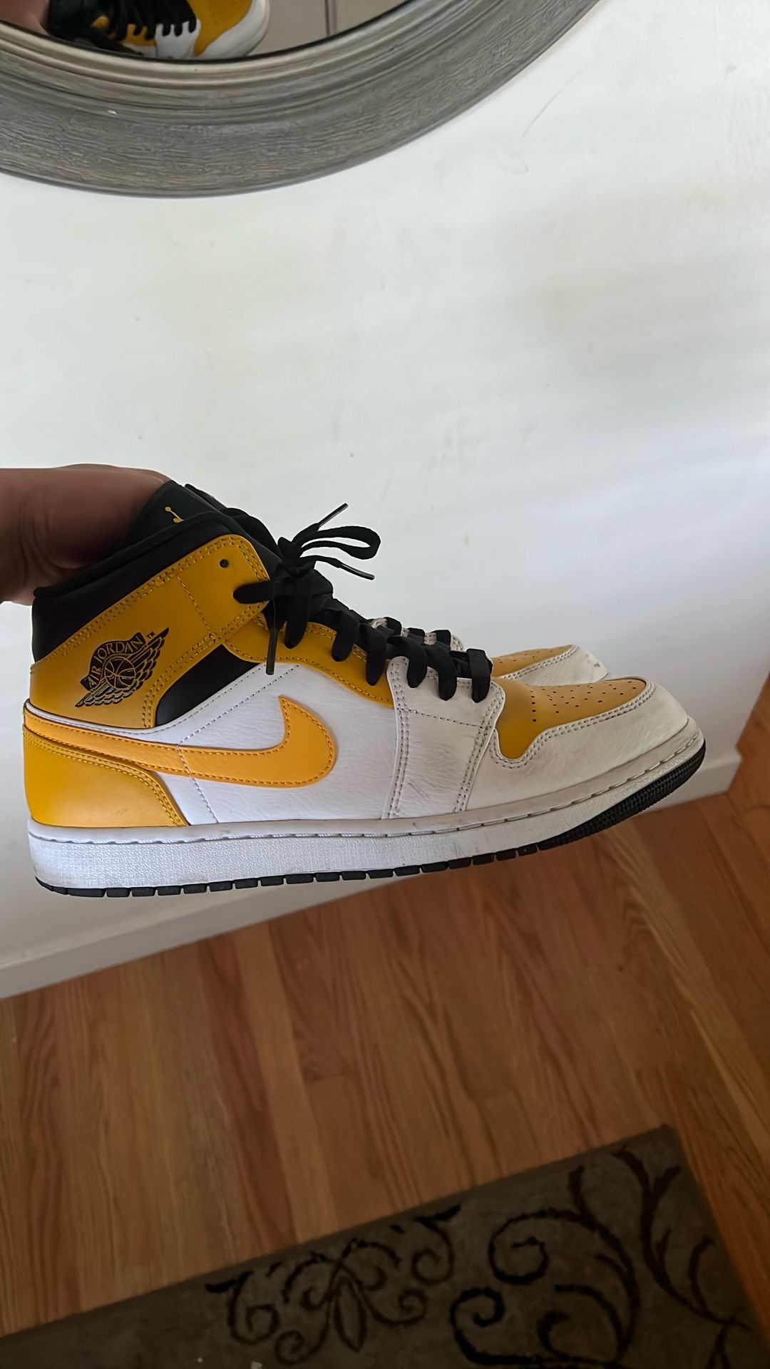 Jordan Retro 1s