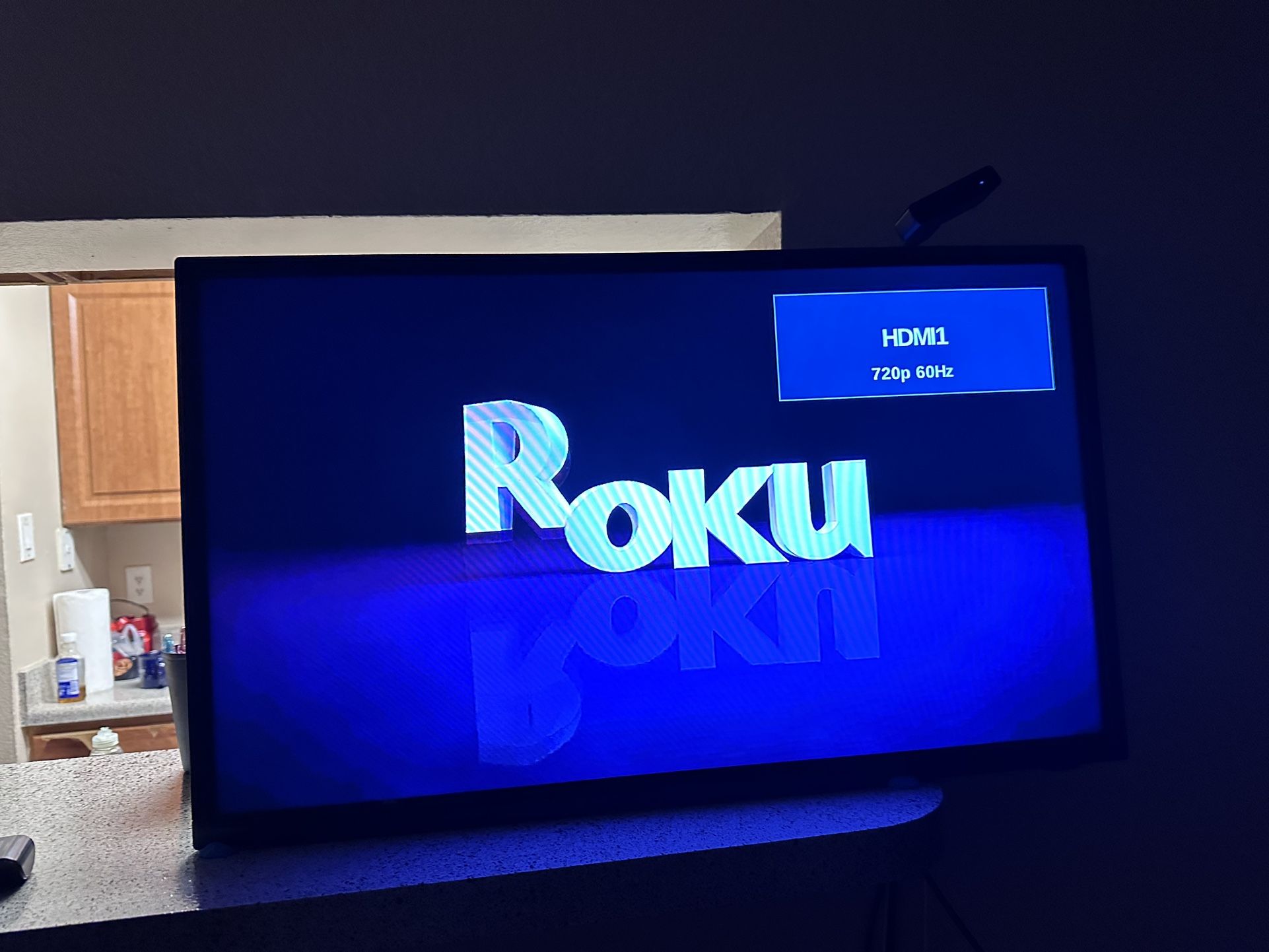 30 Inch Roku Stick tv 