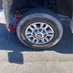 2020 Silverado 2500 Stock Wheels LT