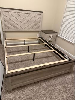 Queen size Bed frame and night stand in MCDONOUGH, GA - PICKUP ONLY
