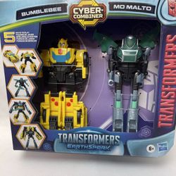Transformers EarthSpark  Bumblebee and Mo Malto Cyber-Combiner Action Figure