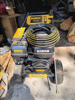 DeWalt 4400 PSI Pressure Washer
