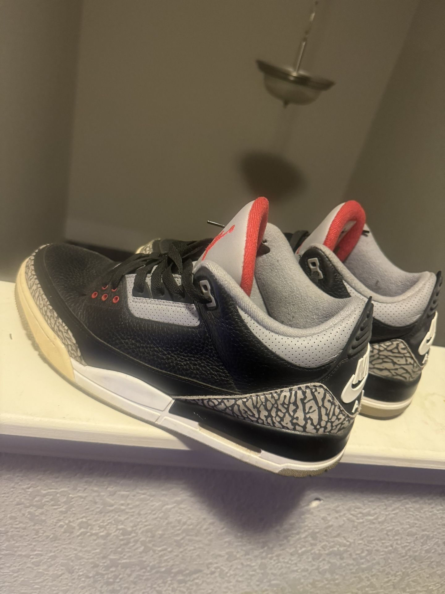 Air Jordan Retro 3 Black Cement