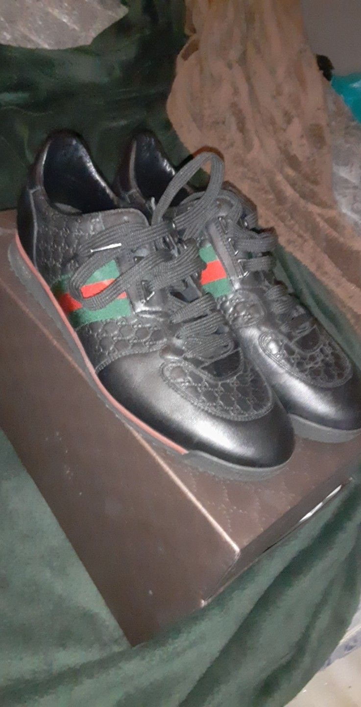 Gucci Size 10