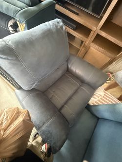 Sofa bed with recliners