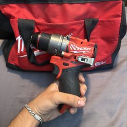 Milwaukee Drill M12 Fuel With Bag 