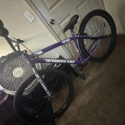 SACRAMENTO FLYER SE BIKE