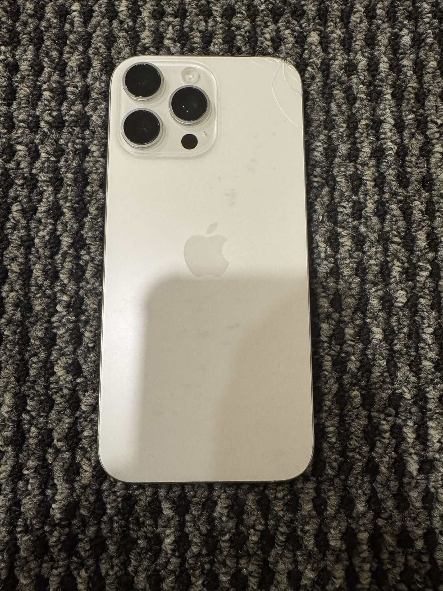 iPhone 16 Pro Max 256GB With Iclound For Parts Only 