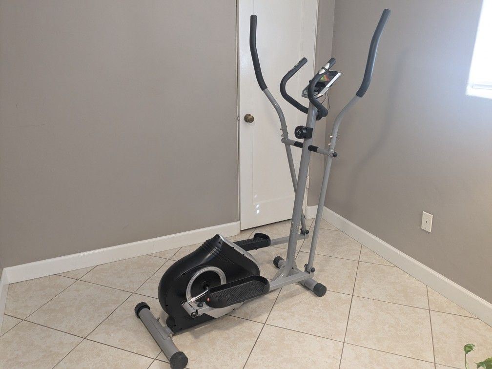 Elliptical Exercise Machine 
