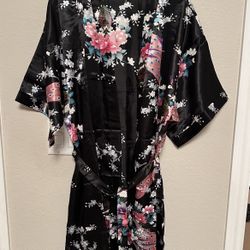 floral and peacock print satin kimono robe size S/M