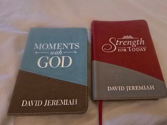 2 Daily devotional books by Dr. David Jeremiah