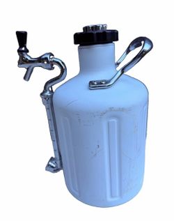 GrowlerWerks uKeg 128 oz Pressurized Growler - Stainless