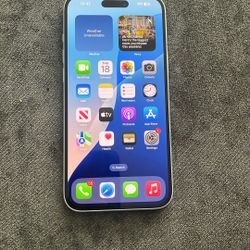 iPhone 16 Plus