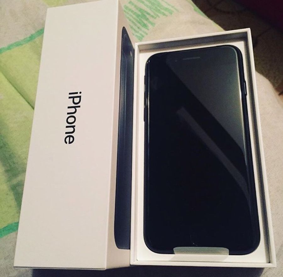 BRAND NEW IPHONE 7 PLUS 128GB BLACK FOR SALE