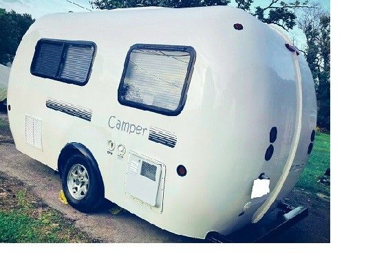 Egg Camper Fiberglass Clean