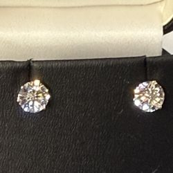 2ct  TW  14kt  Yellow Gold Round Studs