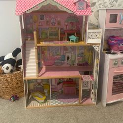 Doll house