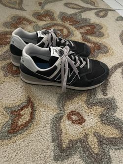 New Balance Men’s 8.5 Women’s 10 