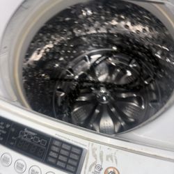 LG WASHER AND DRYER SET