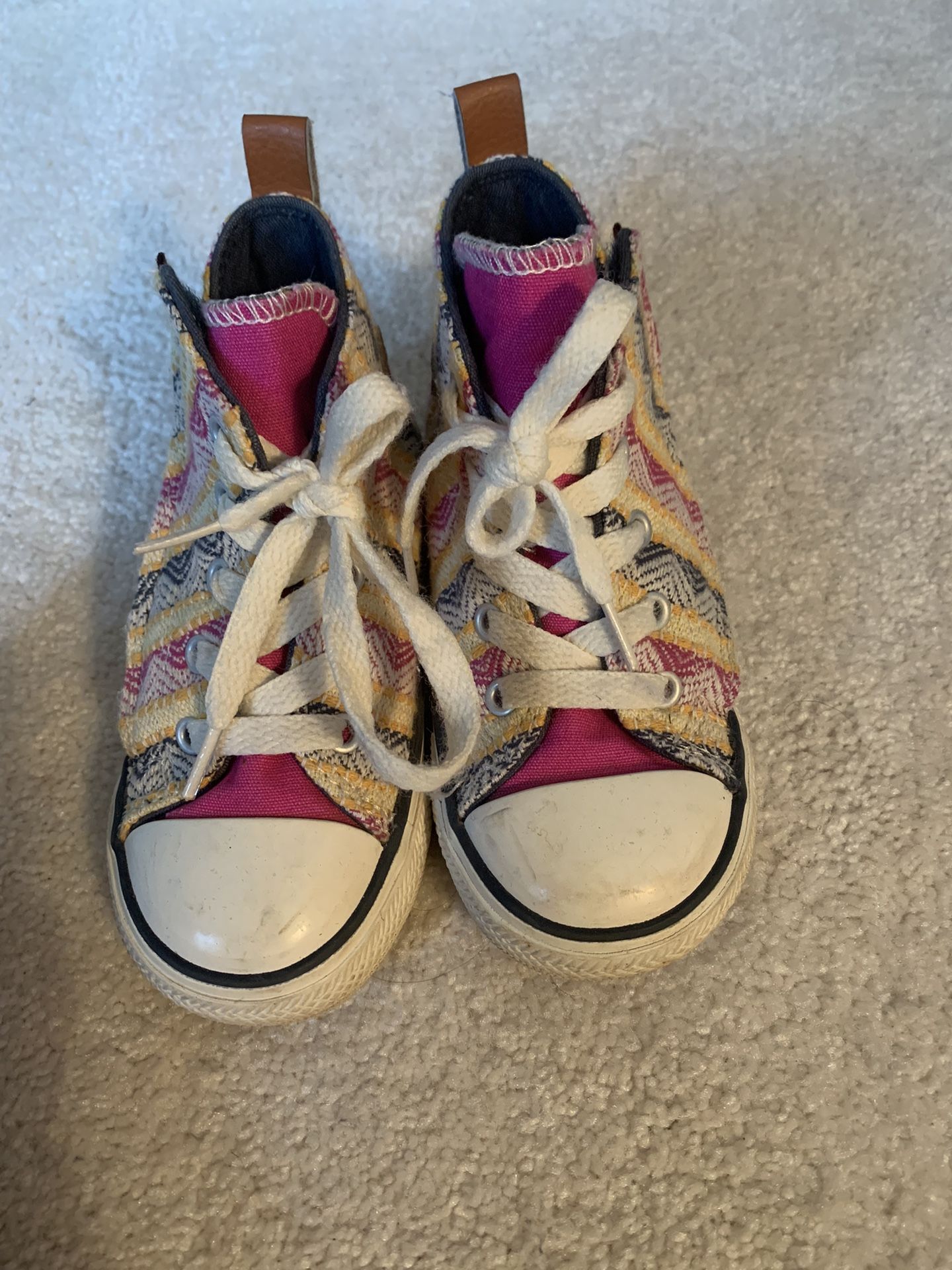 Converse Kids Size 8