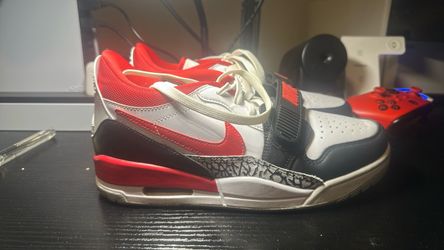 size 8 Men air Jordan legacy 312 low