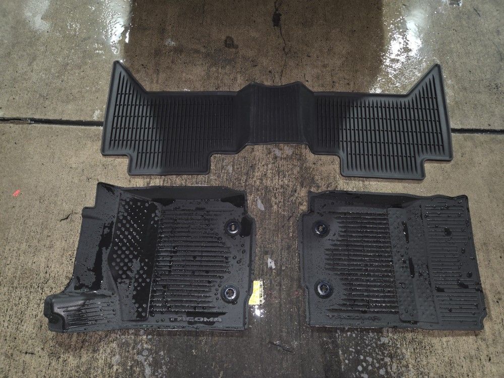 2018-2023 Toyota Tacoma Floormats