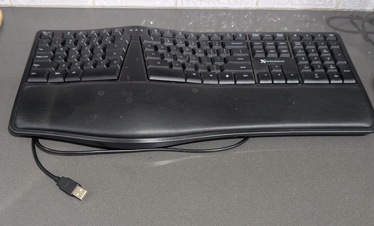 Ergonomic XPerformance Corded Keyboard