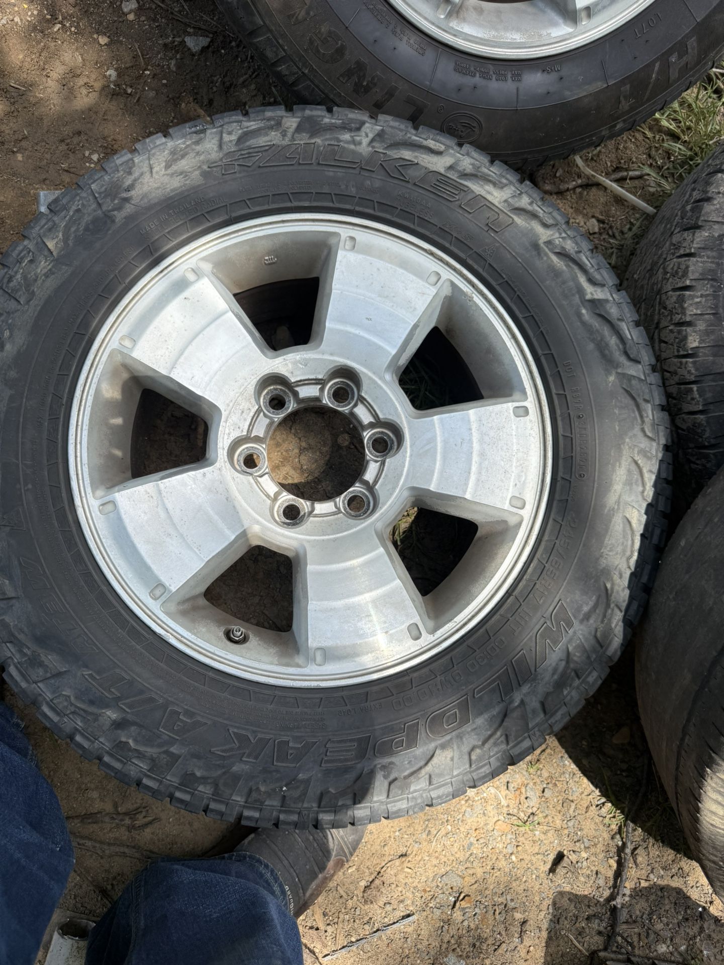 Tacoma Or 4 Runner Full Set 100
