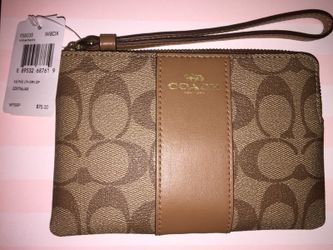 MSRP$75 NEW Authentic COACH Wristlet