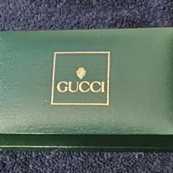 GUCCI- Quartz Bezel Watch
