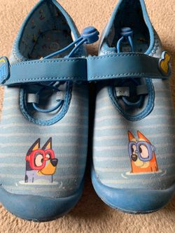 Bluey water shoes