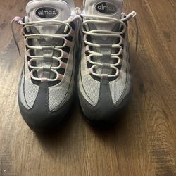 Airmax 95 Pink Bubble Size 11